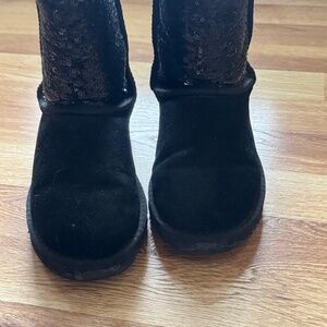 LAMOSSEQUINED BLACK BOOTS - SIZE 6